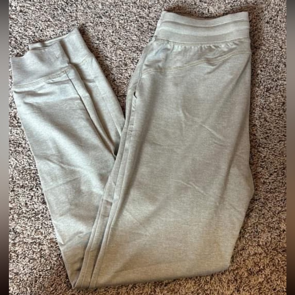 XS zyia oatmeal cozy joggers